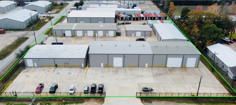 More Photos Of 2614 Industrial Ln, Conroe Warehouse For Sale