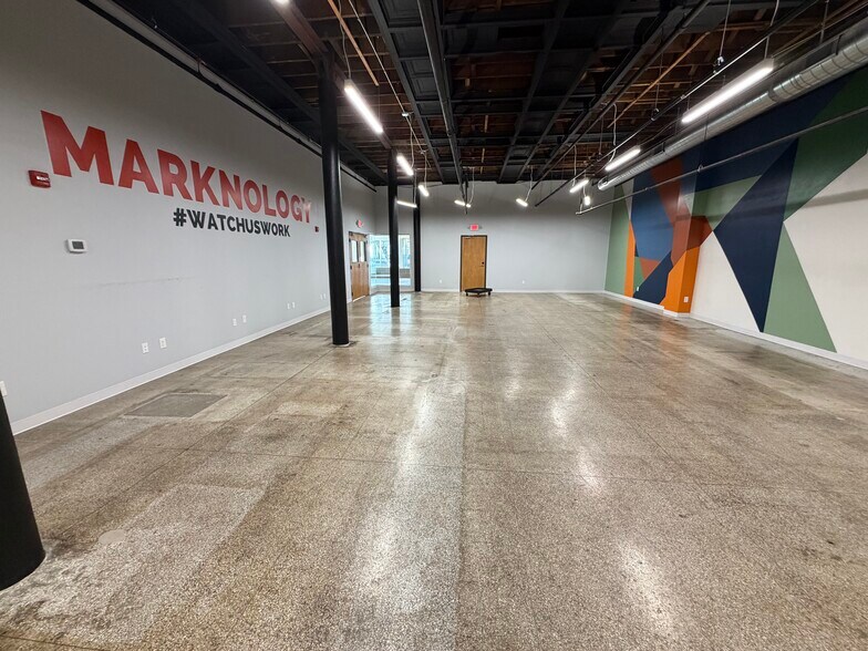 More Photos Of 730 Minnesota Ave, Kansas City Office For Sale