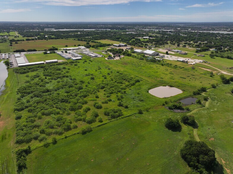 More Photos Of 1312 Weatherford Hwy, Granbury Land For Sale