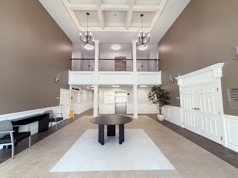 More Photos Of 80 Shunpike Rd, Cromwell Medical For Lease