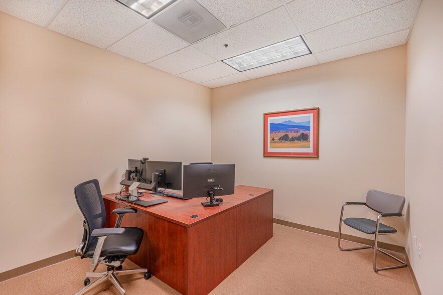 More Photos Of 737 Southpoint Blvd, Petaluma Research And Development For Sale