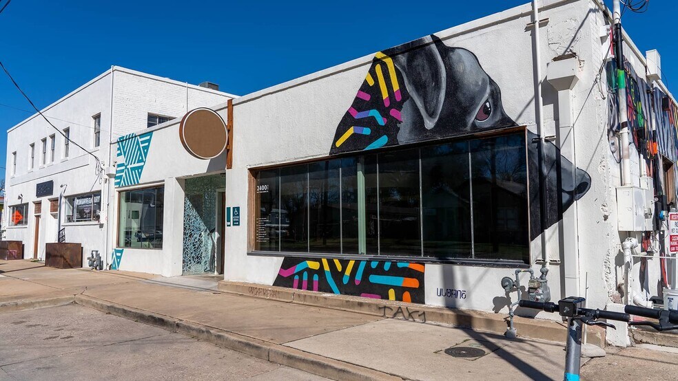 More Photos Of 2400 E Cesar Chavez St, Austin Loft Creative Space For Lease
