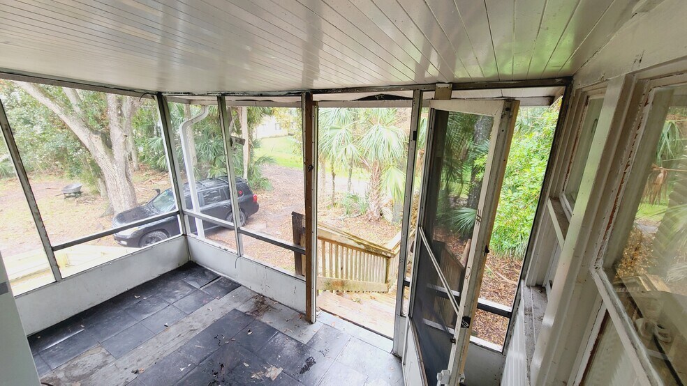 More Photos Of 308 Adeline St, Daytona Beach Apartments For Sale