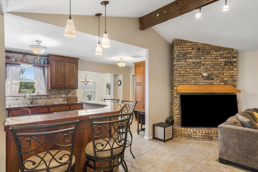 More Photos Of 28323 Interstate, Wills Point Restaurant For Sale