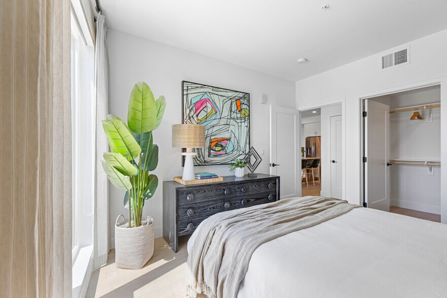 More Photos Of 4353 Park Blvd, San Diego Apartments For Lease