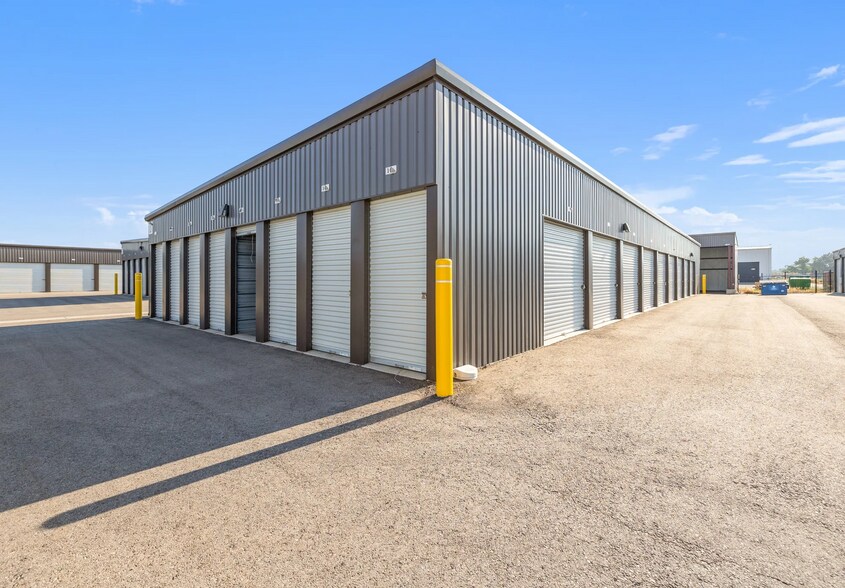 More Photos Of 21892 Cobalt Ave, Caldwell Self Storage For Sale