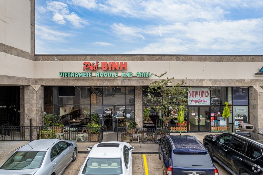 More Photos Of 5901 Westheimer Rd, Houston Unknown For Lease