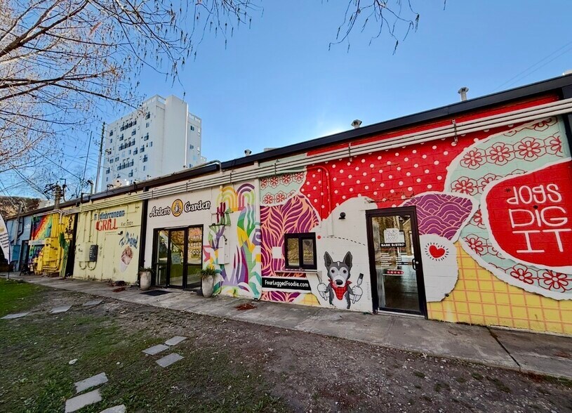 More Photos Of 985 Monroe Dr NE, Atlanta Storefront For Lease