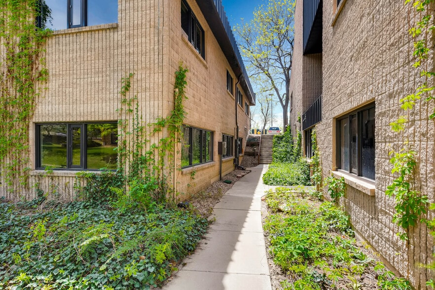 More Photos Of 5251 S Quebec St, Englewood Office For Lease