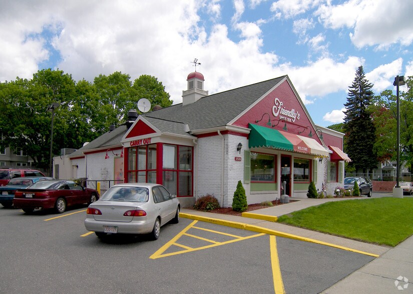 More Photos Of 1519 N Main St, Palmer Restaurant For Sale