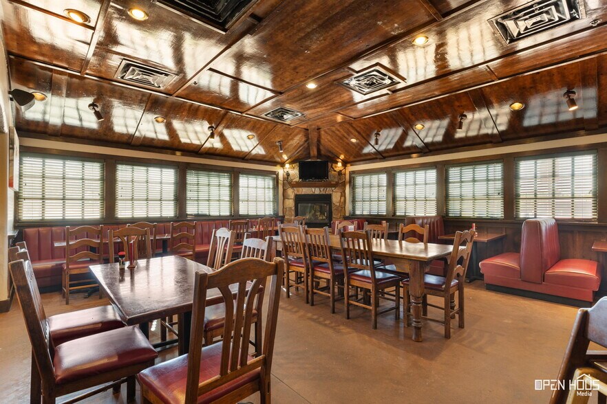 More Photos Of 4330 Kell Blvd, Wichita Falls Restaurant For Sale