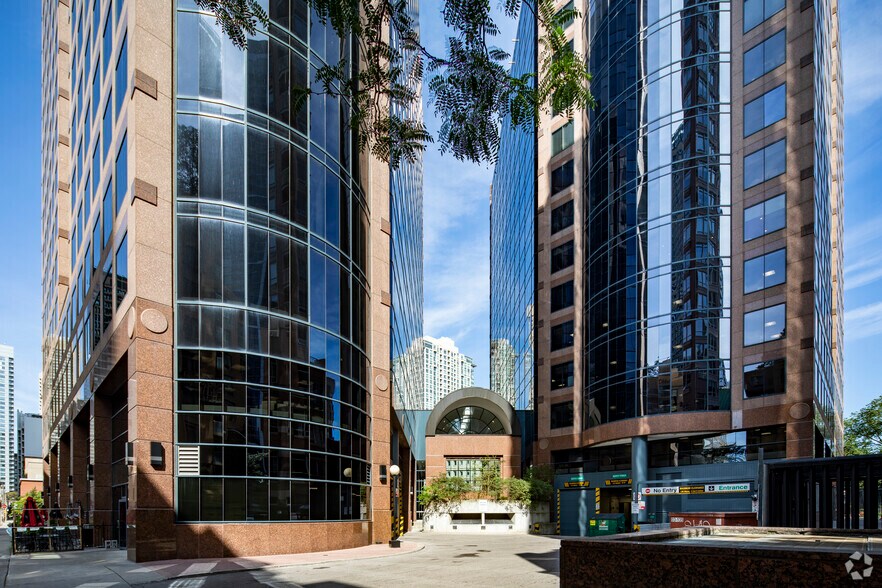 More Photos Of 175 Bloor Street East, Toronto Unknown For Lease