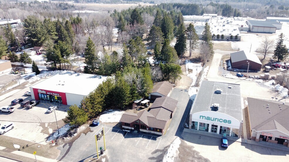 More Photos Of 1226 Lincoln St, Rhinelander Office For Sale