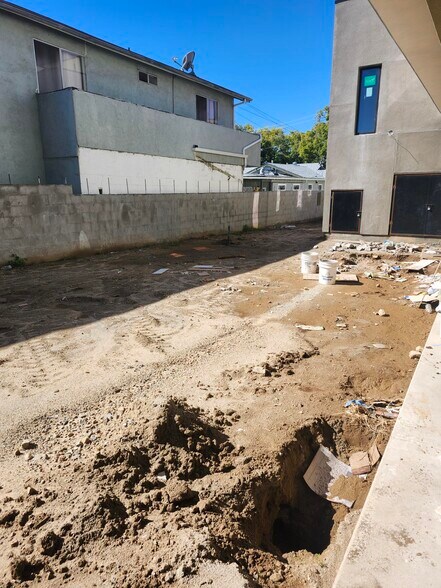 More Photos Of 438-440 N Oak Ave, Pasadena Apartments For Sale