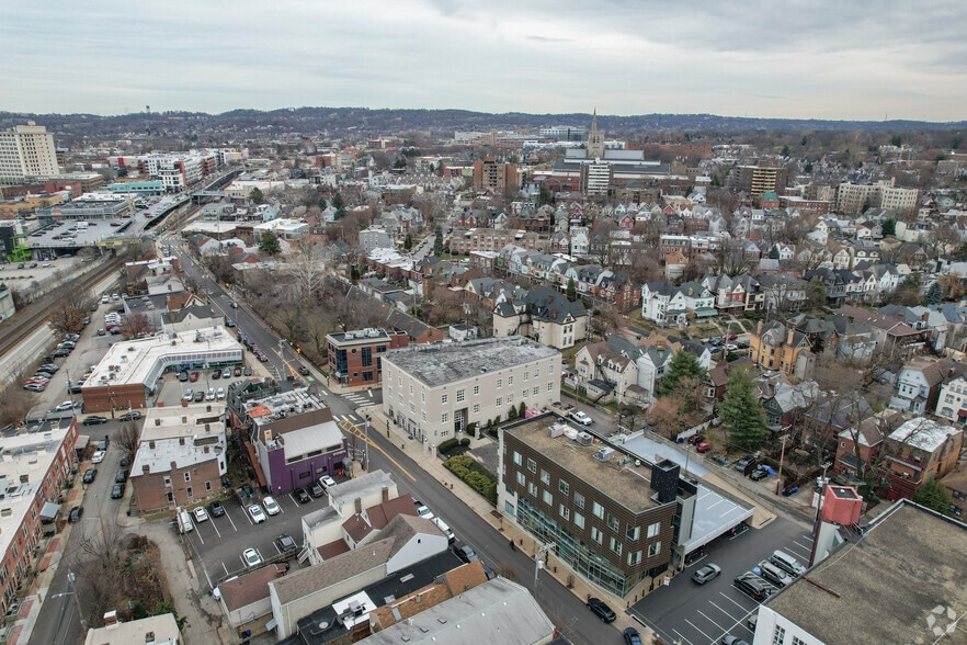 More Photos Of 5840-5846 Ellsworth Ave, Pittsburgh Medical For Lease