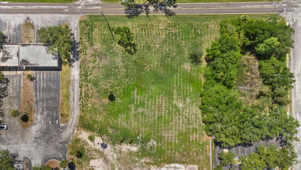 Primary Photo Of 610 N US Highway 41, Ruskin Land For Sale