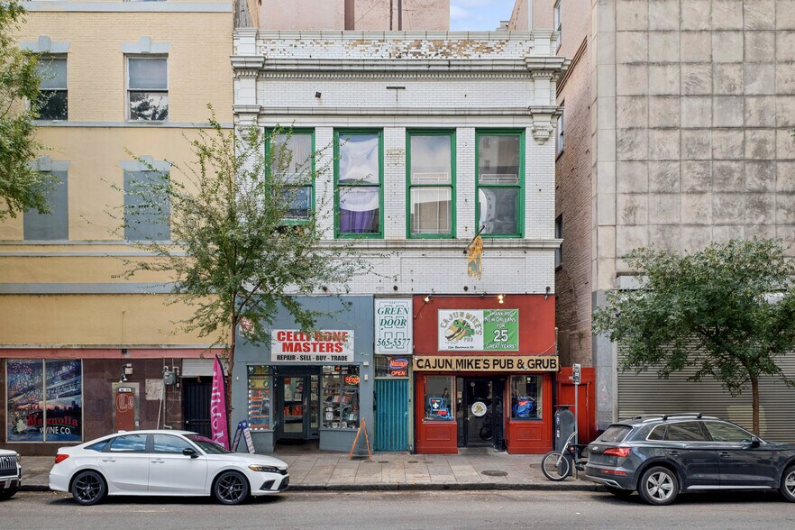 Primary Photo Of 114 Baronne St, New Orleans General Retail For Sale