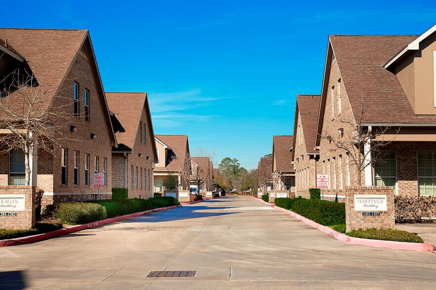 More Photos Of 25511 Budde Rd, The Woodlands Office For Lease