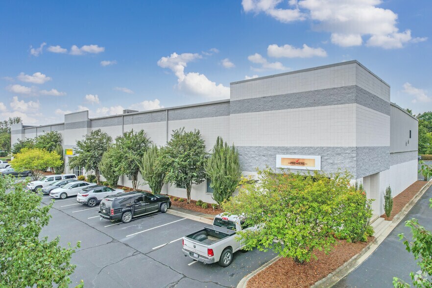 Primary Photo Of 601 Eagleton Downs Dr, Pineville Light Distribution For Lease