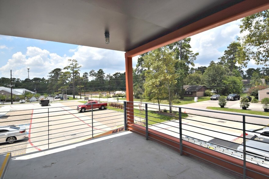More Photos Of 26022 Budde Rd, The Woodlands Loft Creative Space For Sale