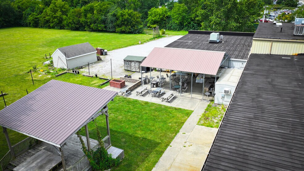 More Photos Of 2882 N Dinneen St, Decatur General Retail For Sale