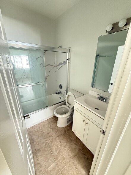 More Photos Of 627 Coronado Ter, Los Angeles Apartments For Sale