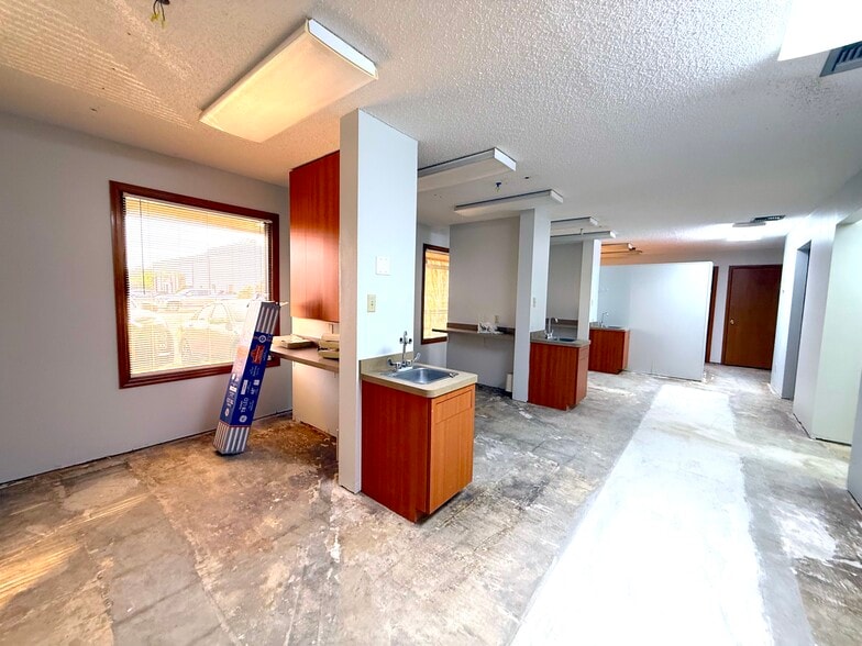 More Photos Of 13330 W Colonial Dr, Winter Garden Medical For Lease