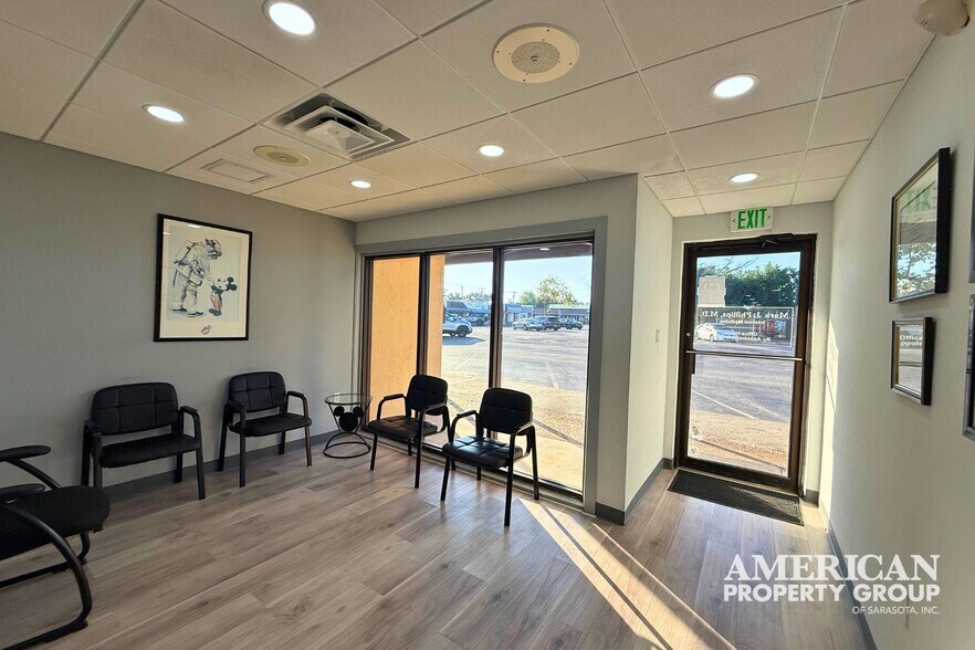 More Photos Of 3627 Webber St, Sarasota Storefront Retail Office For Sale