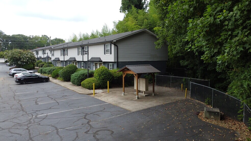 More Photos Of 1127 Rutherford Rd, Greenville Apartments For Sale