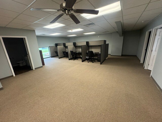 More Photos Of 3208 Pennington Dr, Wilmington Flex For Sale