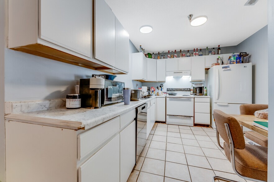 More Photos Of 471 Dallas St, Morgantown Apartments For Sale