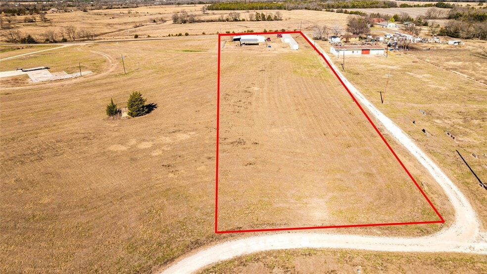 More Photos Of 6240 Airport Rd, Paris Self Storage For Sale