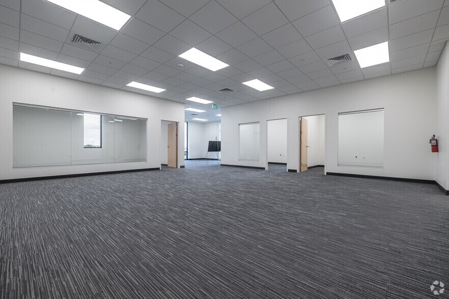 More Photos Of 6075 W SR-201 S, West Valley City Unknown For Lease