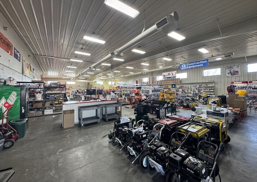 More Photos Of 3480 Jackson St, Oshkosh Warehouse For Sale