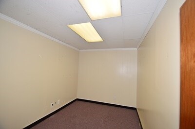More Photos Of 30 S Ocean Ave, Freeport Loft Creative Space For Lease