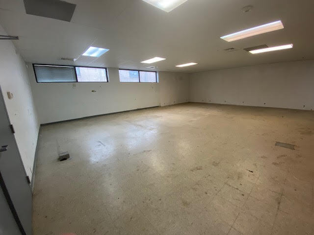 More Photos Of 1254-1256 Main St, Waltham Light Manufacturing For Lease