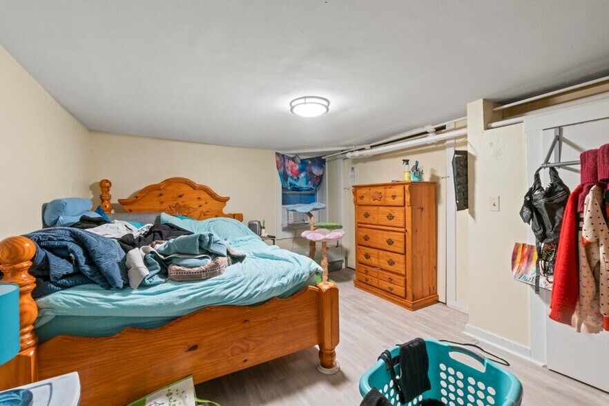More Photos Of 2810 Saint Paul St, Baltimore Multifamily For Sale