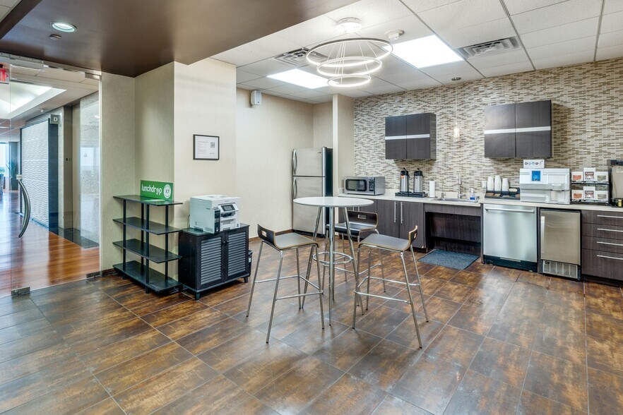 More Photos Of 13155 Noel Rd, Dallas Coworking Space