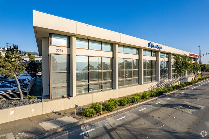 Primary Photo Of 2201 Junipero Serra Blvd, Daly City Freestanding For Lease