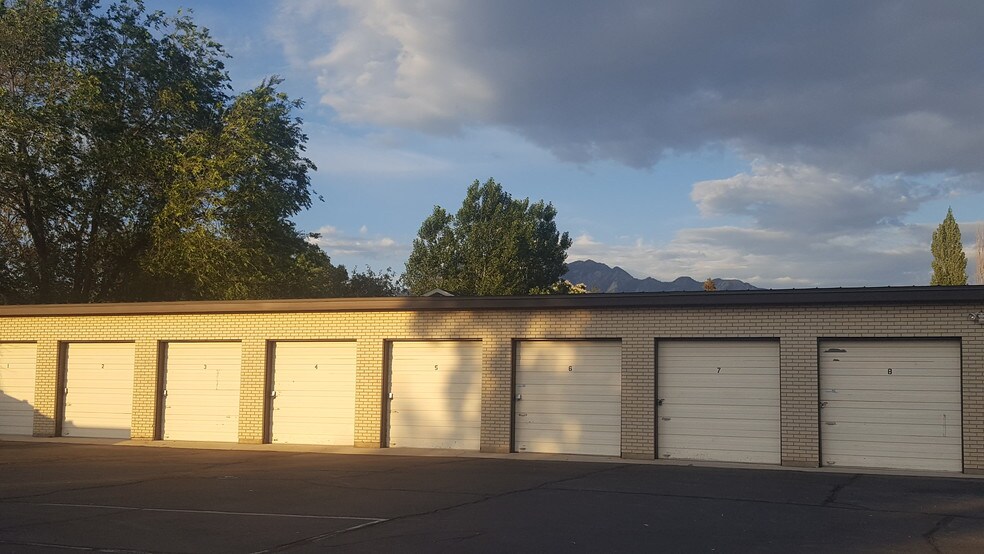 More Photos Of 79-99 E Fort Union Blvd, Midvale Medical For Lease