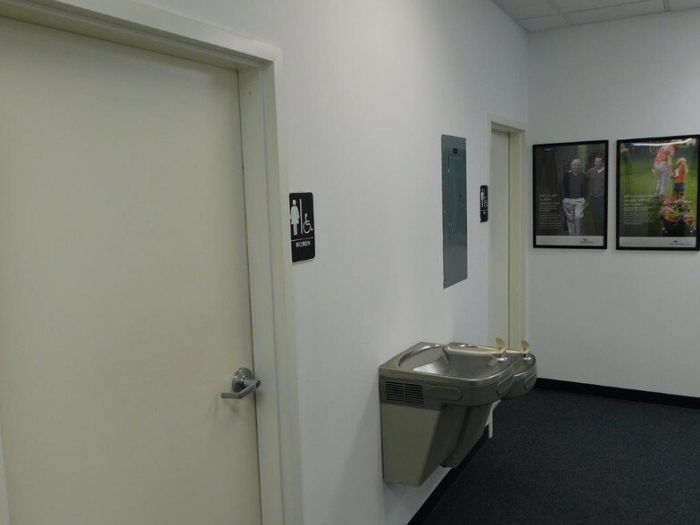 More Photos Of 2123 Harden Blvd, Lakeland Office For Lease