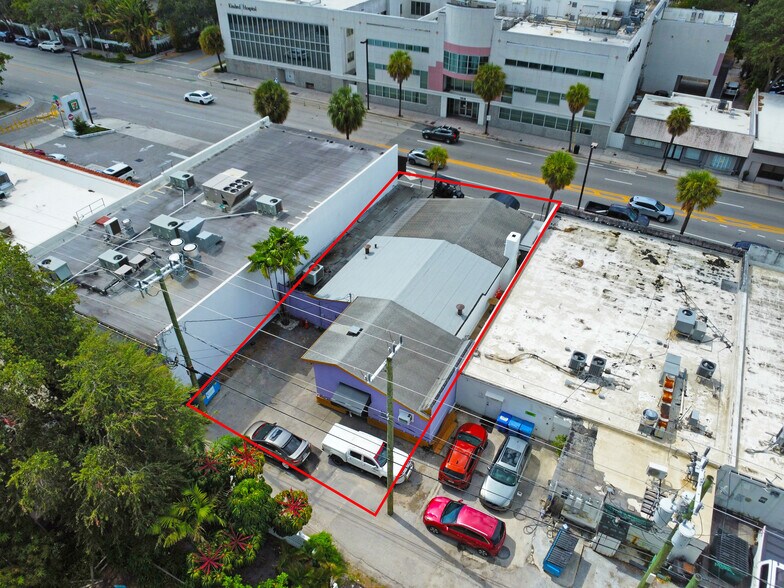 More Photos Of 1517 E Las Olas Blvd, Fort Lauderdale Bar For Lease