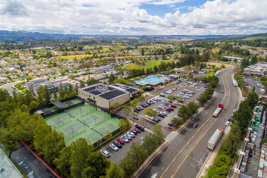 More Photos Of 12171 World Trade Dr, San Diego Health Club For Sale