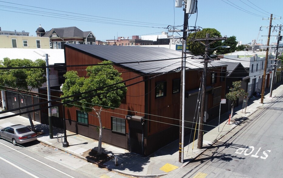 Primary Photo Of 3154-3174 17th St, San Francisco Flex For Lease