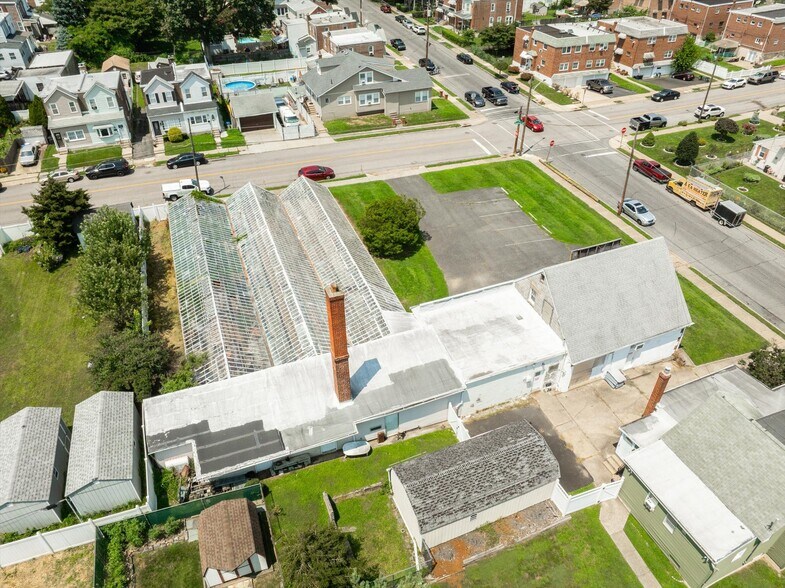 More Photos Of 700 Solly Ave, Philadelphia Garden Center For Sale