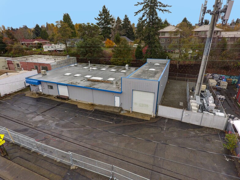 More Photos Of 9826 14th Ave SW, Seattle Warehouse For Lease