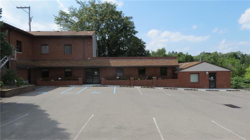 Primary Photo Of 5676 Steubenville Pike, McKees Rocks Medical For Lease