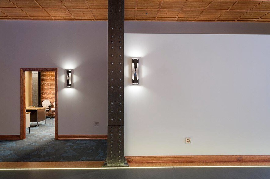 More Photos Of 2515 Liberty Ave, Pittsburgh Medical For Lease