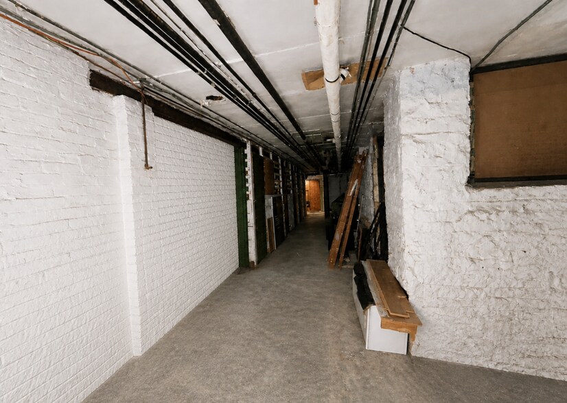 More Photos Of 959 Seneca Ave, Ridgewood Multifamily For Sale