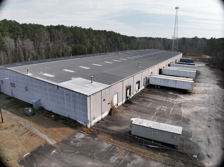 More Photos Of 401 N Main St, Society Hill Warehouse For Lease